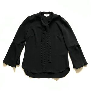 Charlotte Brody Scalloped Top Shirt Blouse Womens XS Black Long Sleeve V-Neck